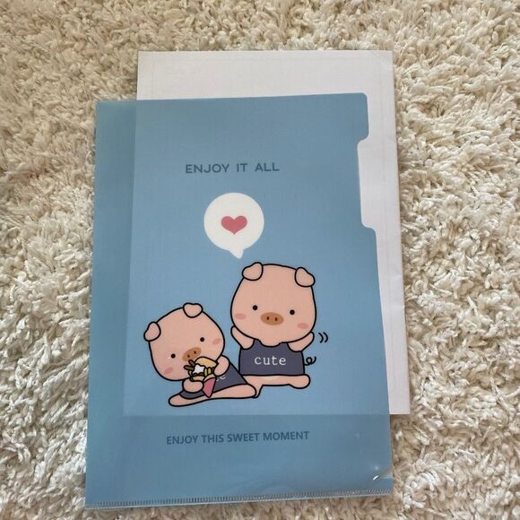 Cute Enjoy This Sweet Moment Animal Print Protective Folder. Sealed on 2 Sides. - Picture 6 of 11